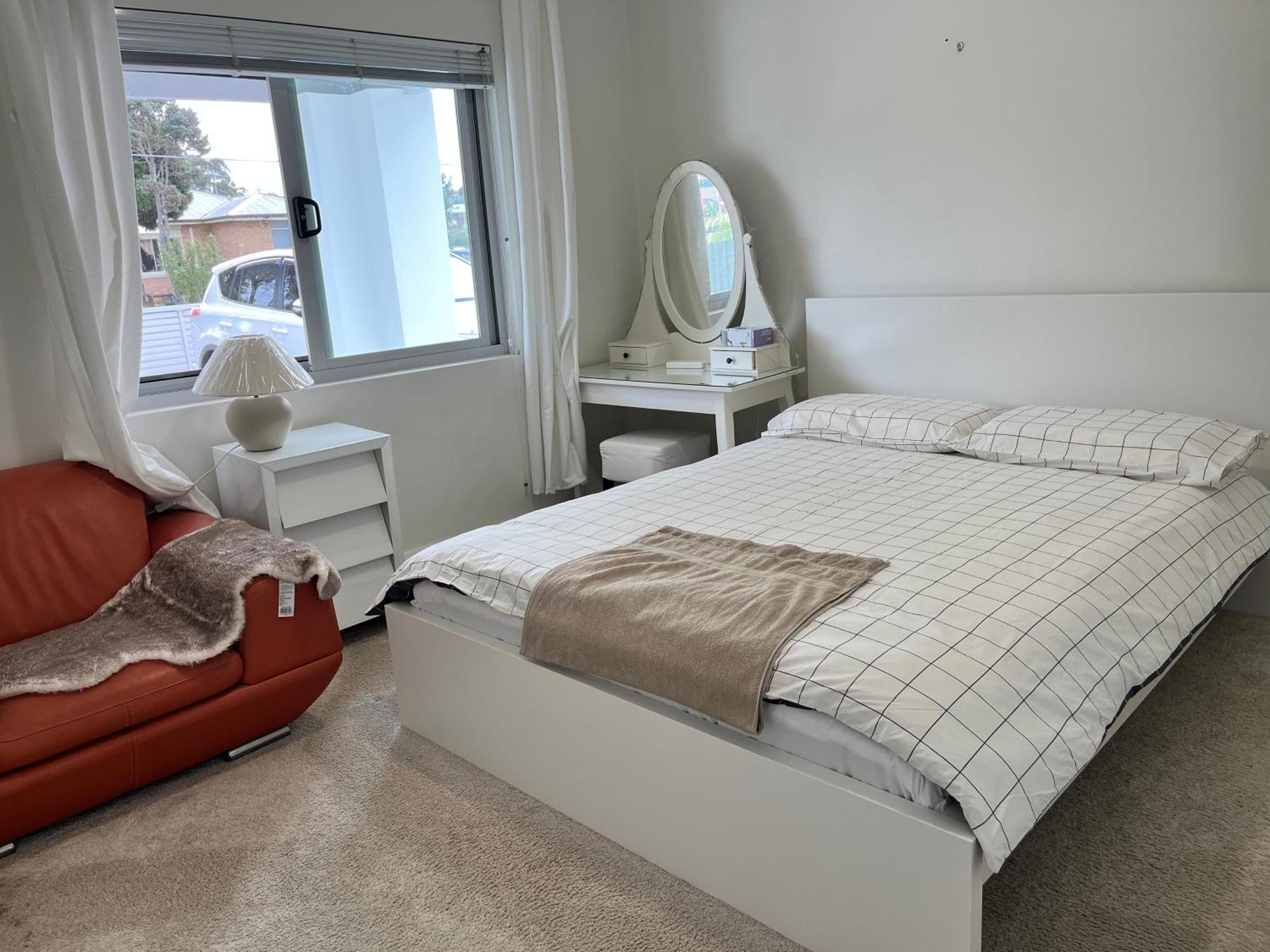 South Bay And Airport Homestay